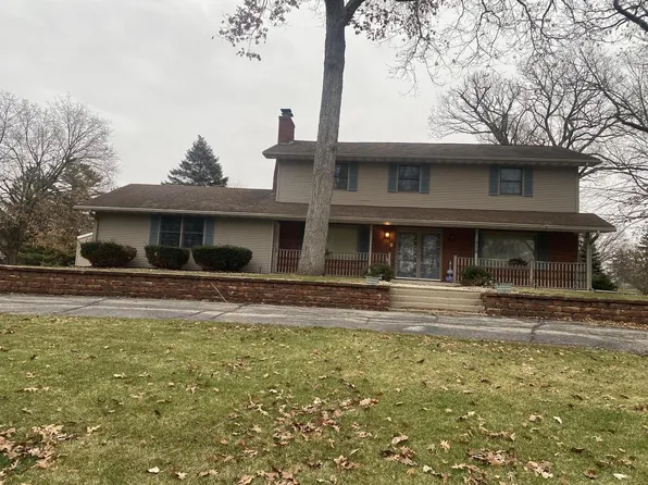 410 South Ferry DRIVE, Lake Mills, WI 53551