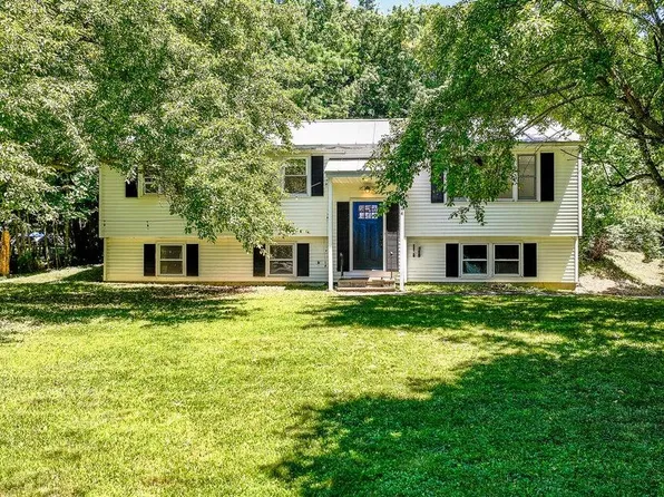 144 Highland Avenue, Winthrop, ME 04364