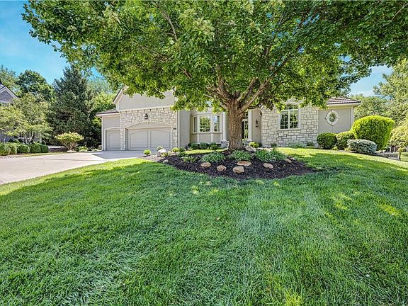 3rd image of 10853 S Cedar Niles Cir