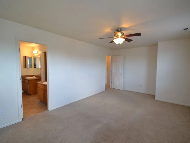 8327 Confluence Point — Photo 5