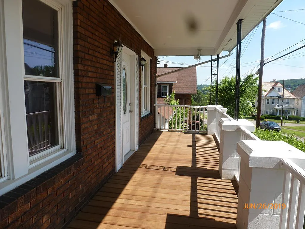 268 Euclid Ave photo 1
