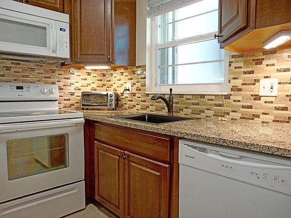 4th image of 2600 SE Ocean Boulevard #Ff-6