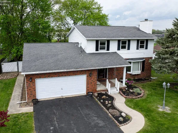 150 Saint Paul Dr, Fremont, OH 43420