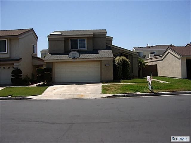 2nd image of 1036 W Oregon Trail Ln