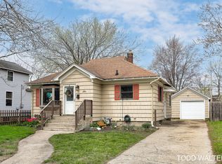 251 W 21st St, Holland, MI 49423