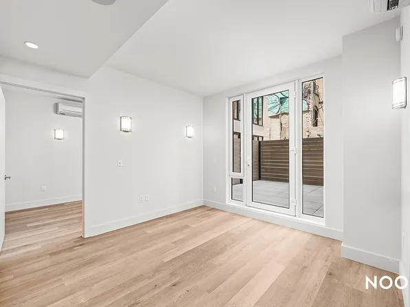 91 Bruckner Boulevard image 4 of 33