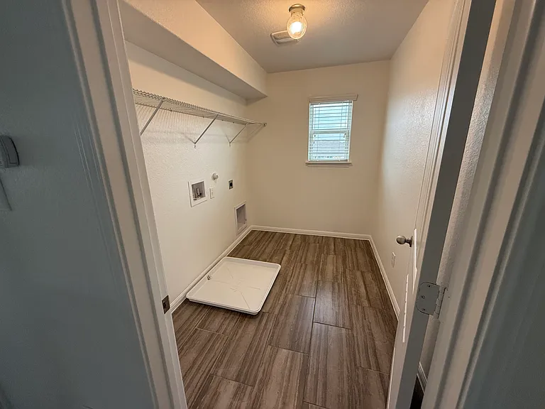 2257 Olive Hill Dr — Photo 15