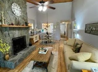 67 Smoke Rise Cir, Murphy, NC 28906