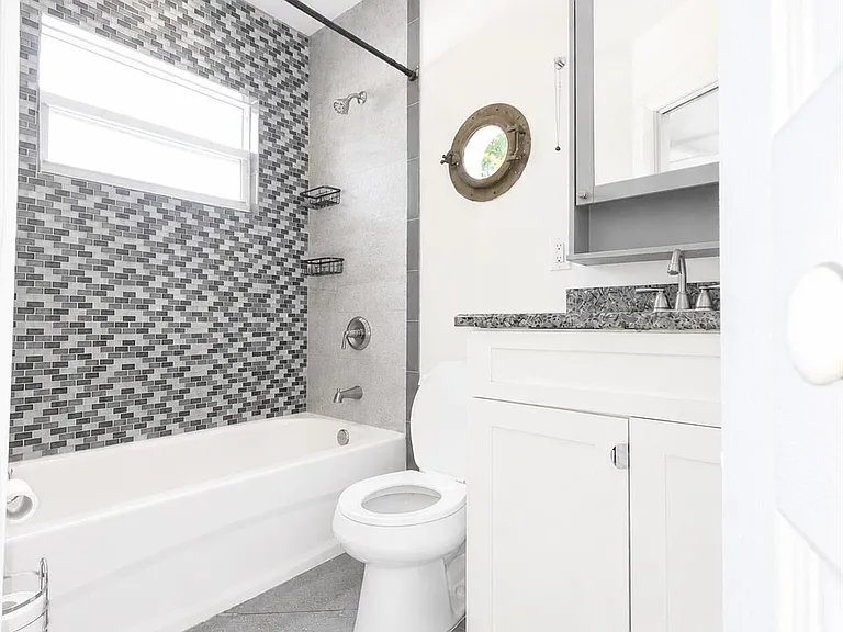 3709 S Olive Ave — Photo 16