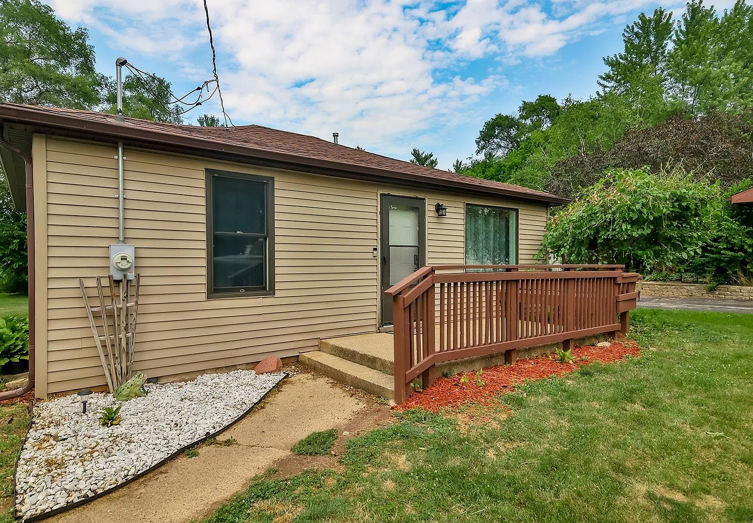 351 Hononegah Rd, Rockton, IL 61072 Zillow