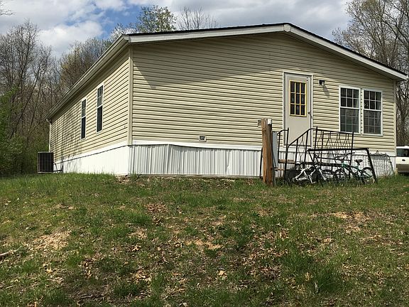 3rd image of 376 Pebble Creek Dr