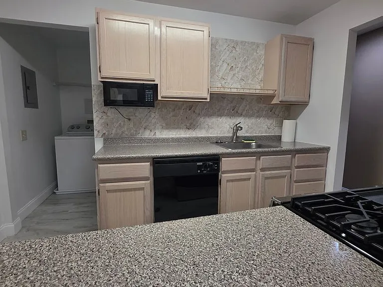 2809 Waters Edge Dr #260 — Photo 15