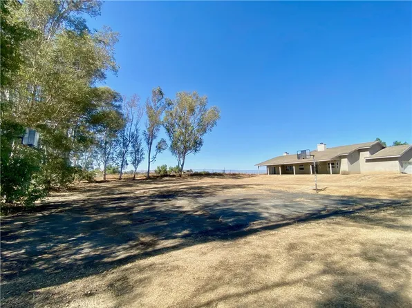 17645 Haines St, Perris, CA 92570