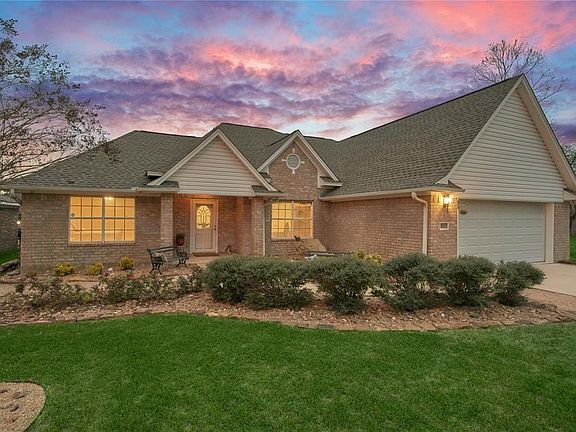 You will fall in love with how warm and inviting this home is!