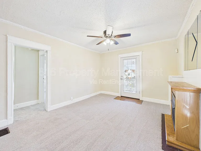 2424 Norton Ave #B — Photo 6