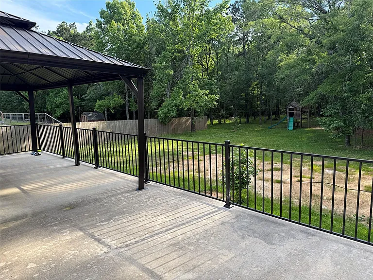 10621 Sunflower Dr — Photo 4