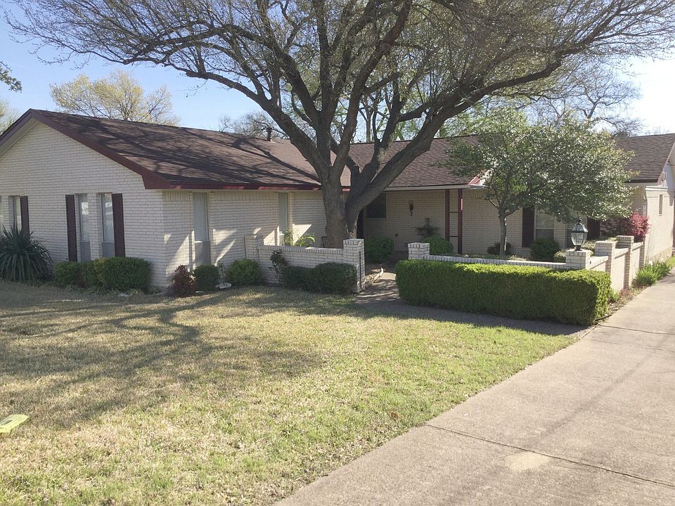 1st image of 302 Park Ln