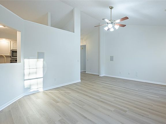 5th image of 1005 Umbreit Ct