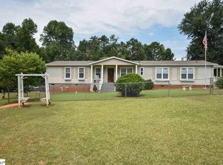 553 E Darby Rd, Taylors, SC 29687