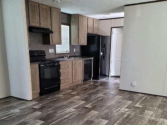 4th image of 1123 Walt Williams Rd #72