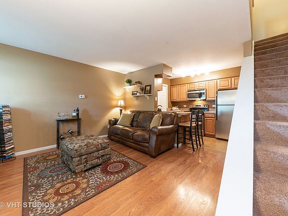 2nd image of 1281 Wyndham Ln Unit 115