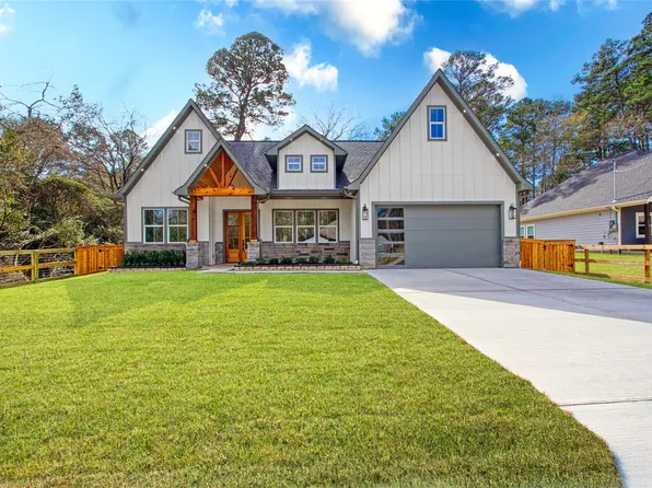 11334 Inwood Dr, Plantersville, TX 77363