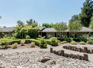 2514 Ashcroft Ave, Clovis, CA 93611