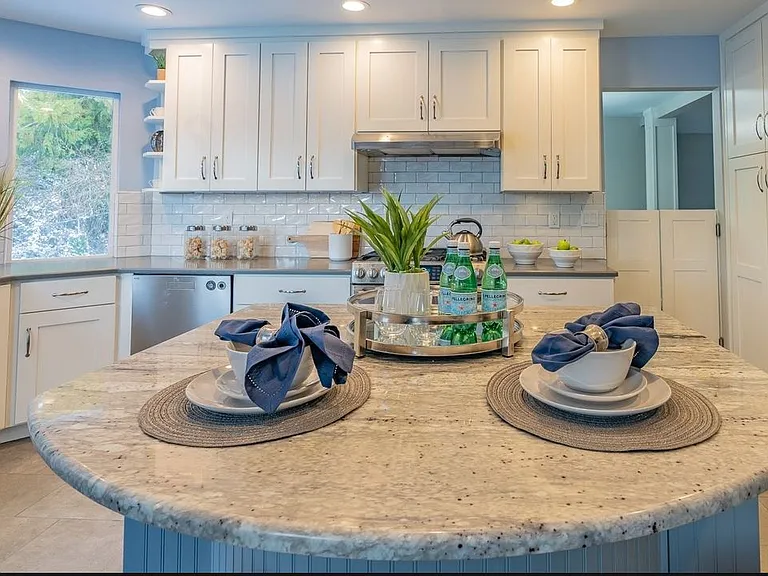 10108 SE 304th Pl — Photo 1