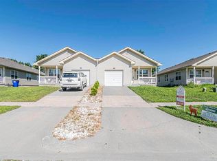 910-912 Whitetail Ct, Junction City, KS 66441