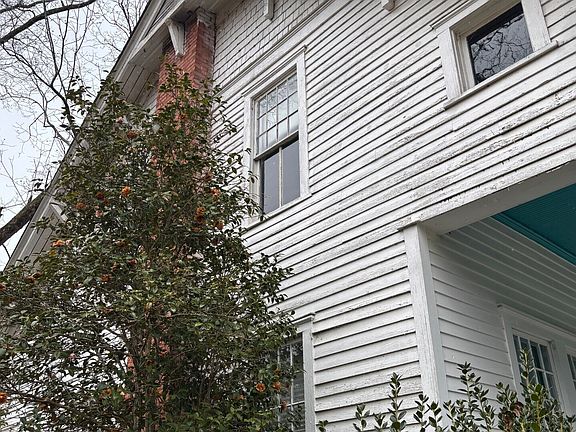 3rd image of 788 Highway 11 S