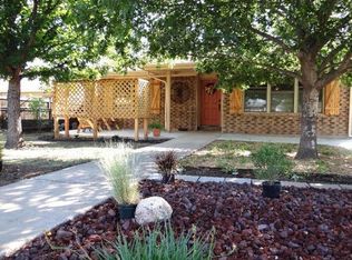 1104 N 3rd St, Alpine, TX 79830