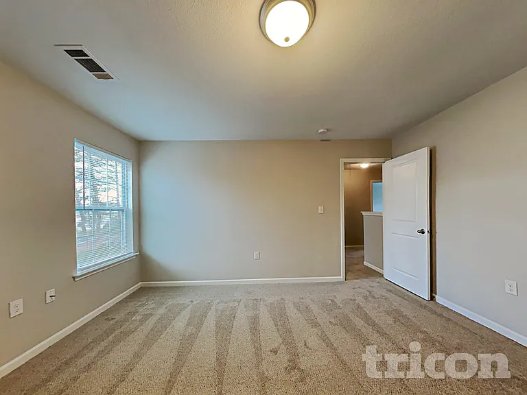 6931 Savannah Springs Dr — Photo 11
