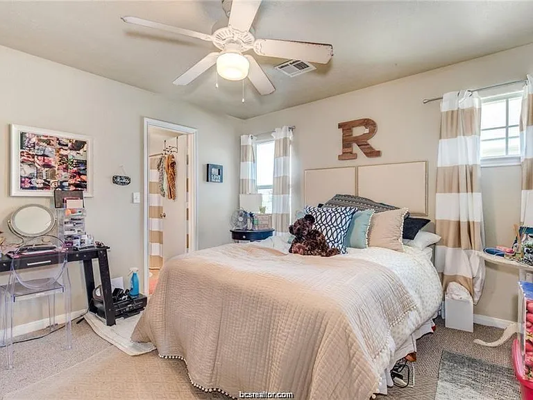 4115 McFarland Dr — Photo 13