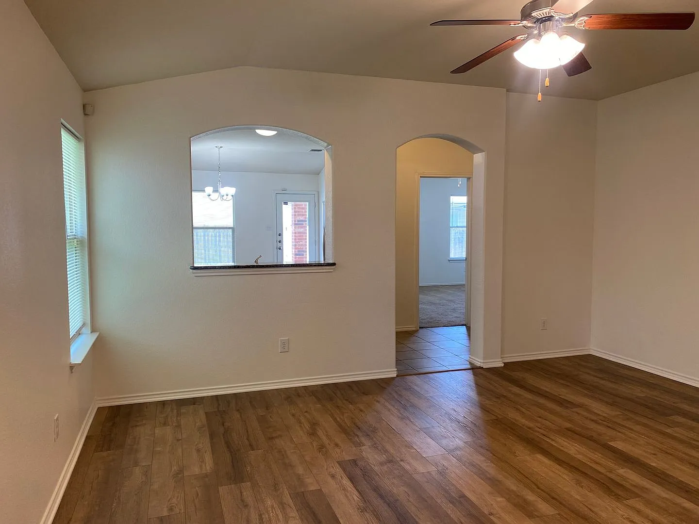 3 Bedroom, Academy Isd — Photo 3