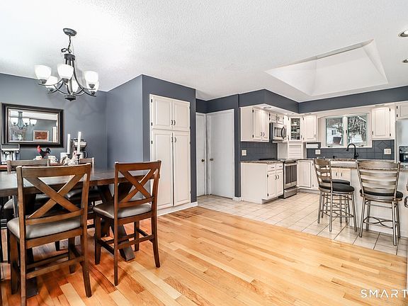 5th image of 57 Old Ridgebury Road