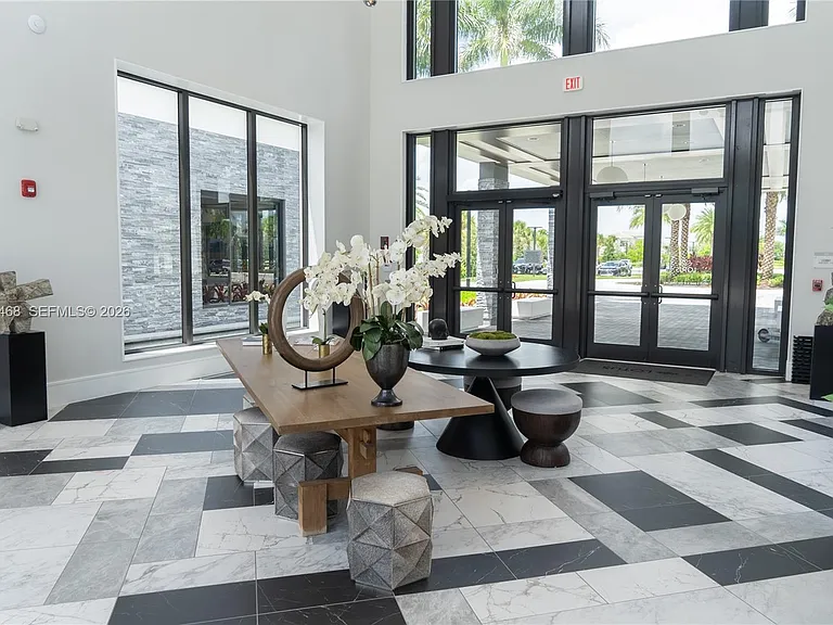 8151 Laurel Falls Dr — Photo 36