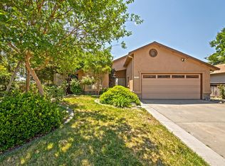 1380 Roosevelt St, Kingsburg, CA 93631