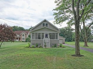 2745 Curry Rd, Schenectady, NY 12303