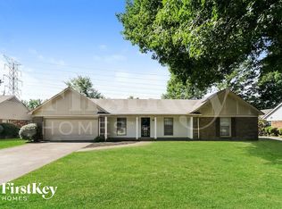 6077 Southampton Dr, Memphis, TN 38119