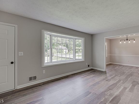 5th image of 3090 Karen Ln #481