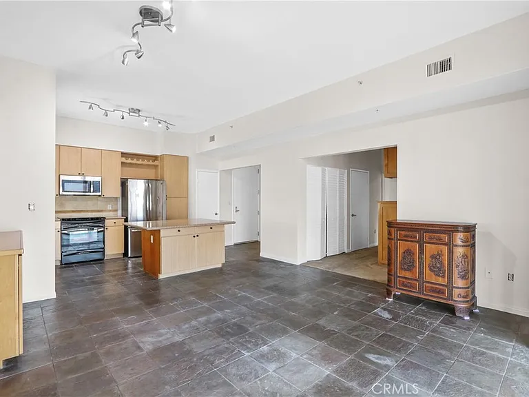 488 E Ocean Blvd #1114 — Photo 7