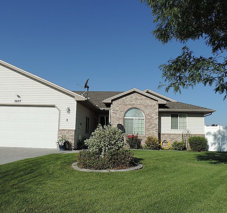 1st image of 3697 E Silverwood Cir