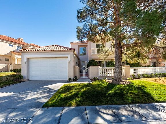2nd image of 8243 Horseshoe Bend Ln