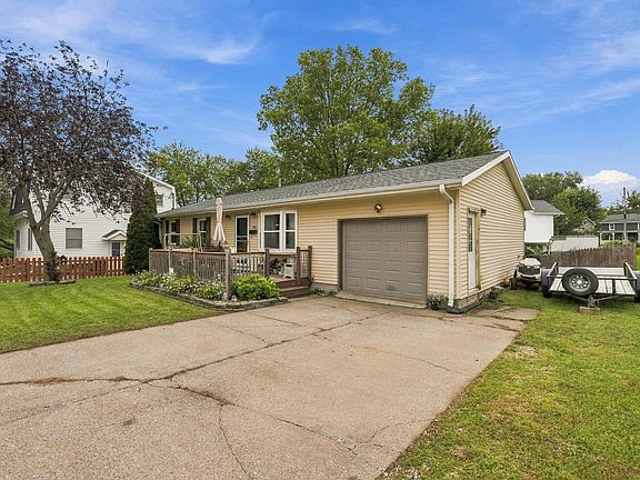 3rd image of 708 Maiden Ln