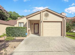 1410 Giselle Ln, San Antonio, TX 78232