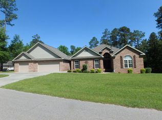 100 Drew Rdg, Petal, MS 39465