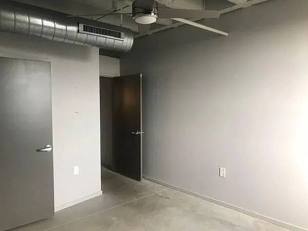 1720 Chouteau Ave — Photo 16