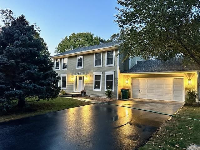 1st image of 5410 S Park Dr