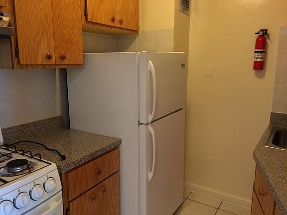 3rd image of 87-51 167th St #5B
