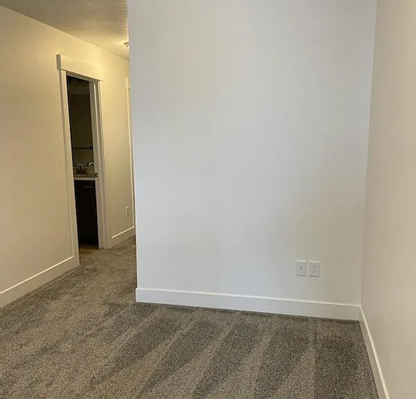 2128 W 775 N — Photo 6